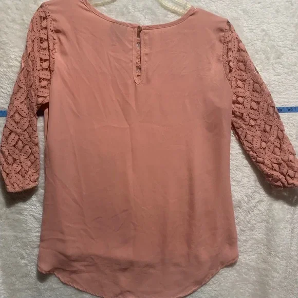Daytrip Women's Pink Lace Sleeve‎ Blouse Top Shirt Size S - Picture 7 of 10
